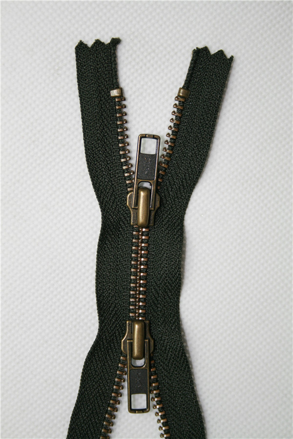 YKK5號(hào)金屬青古銅齒開(kāi)尾上下拉拉鏈，上下DA自動(dòng)頭 電鍍I色